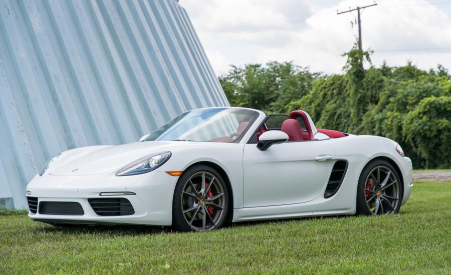  Porsche 718 Boxster S 2016 года  (NA) (фото 27 из 31)